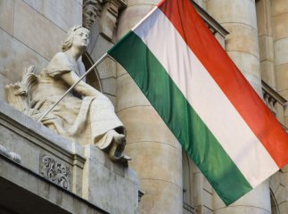 Сусідня Угорщина висилає з країни 10 російських дипломатів