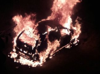В мережі з’явилось відео з місця резонансного підпалу автівки прокурора
