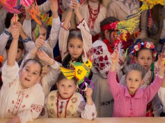 У Тячеві відбулась виставка декоративно-прикладного мистецтва та освітянська конференція