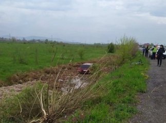 Аварія в Зняцеві: авто злетіло з траси