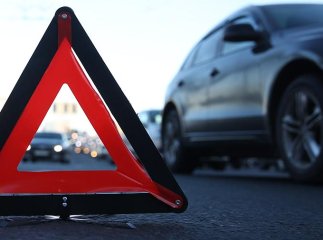Вщент розтрощений автомобіль: на Закарпатті трапилась ДТП, — ЗМІ