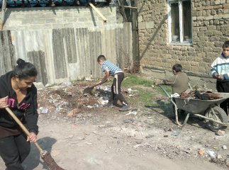 Сьогодні в Ужгороді вирішуватимуть проблеми ромів