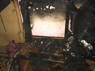Свалявські рятувальники евакуювали шістьох людей з через пожежу у багатоповерхівці