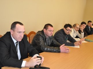 Закарпатські лісники вже проти безчинства, яке було в останні роки (ФОТО)