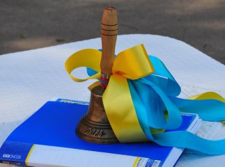 Для понад 150 тисяч закарпатських випускників завтра пролунає останній дзвоник
