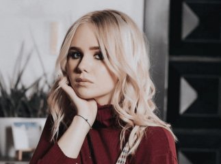 Мукачівка Анастасія Балог бореться за перемогу у музичному конкурсі