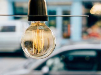 Графік відключень на 12 березня: у четвер світло вимикатимуть не всім