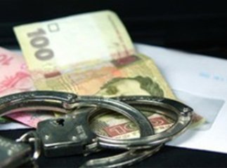 Циганка викрала гаманець бо власники помешкання не зачинили вхідні двері