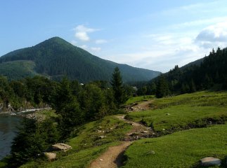 Гірській річці на Закарпатті дали друге життя