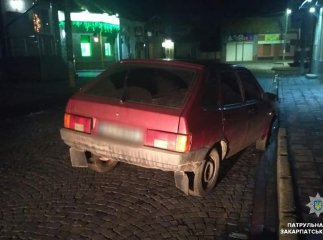 У Мукачеві нетверезий водій "наїхав" на дорожній знак