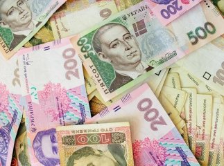 Зарплата під час воєнного стану: чи має роботодавець право затримувати