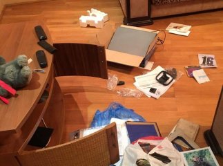 Поліцейські затримали злодіїв під час спроби обікрасти чужу квартиру