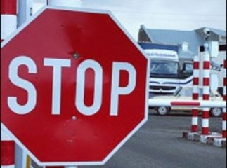 Щоб вгамувати сварку на пункті пропуску прийшлось викликати міліцію