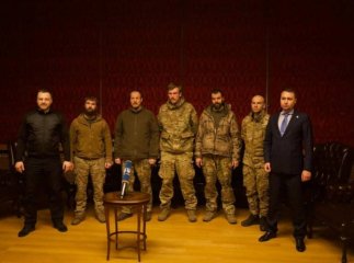 Командири "Азова" найближчими днями зустрінуться із сім’ями