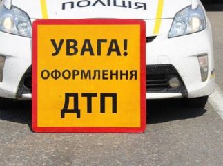 На Закарпатті трапилась аварія за участі службового авто поліції