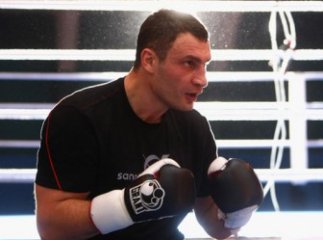 Закарпатець намалював портрет Віталія Кличка та продав його за рекордну суму на аукціоні в Лондоні Закарпатець намалював портрет Віталія Кличка та продав його за рекордну суму на аукціоні в Лондоні