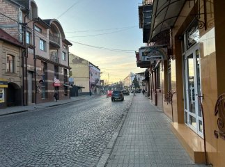 Містяни просто обурені Жителі багатоповерхівки розповіли про проблему