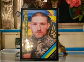 Ужгород схилив голову перед загиблим воїном