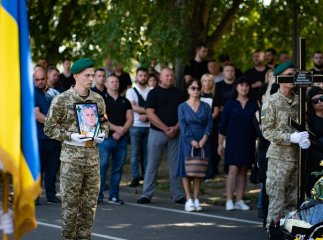 На Закарпатті поховали військового, який врятував десятки побратимів
