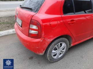 У Мукачеві таксист скоїв ДТП і втік. Патрульні розшукують очевидців