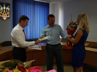 Кілька підприємців Ужгорода отримали з рук міського голови грамоти