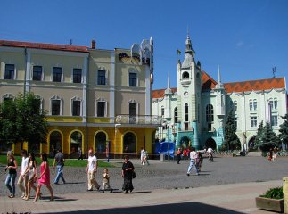 Мукачево на травневі свята заполонили туристи (ВІДЕО)