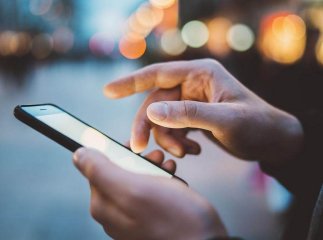 В Україні стане менше смартфонів, а номер мобільного видаватимуть за договором