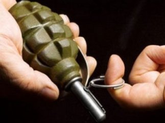 У берегівському ресторані п’яний пенсіонер погрожував персоналу закладу гранатою "М-75" 