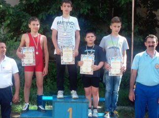 У Виноградові відбувся чемпіонат Закарпаття з вільної боротьби