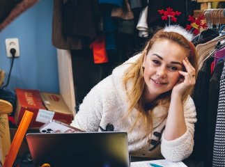 В Ужгороді для переселенців діє «Шафа добра»
