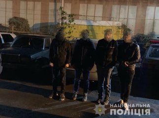 В Ужгородському районі зупинили авто, в якому перевозили іноземців