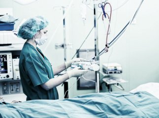 Молоде подружжя після походу в гості опинилося в реанімації