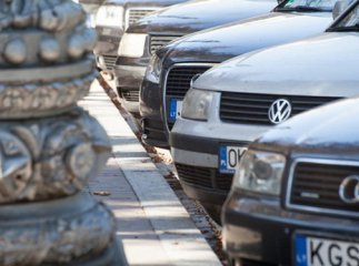 На Закарпатті збільшено кількість пунктів пропуску де розмитнюють "євробляхи" та продовжено графік їх роботи
