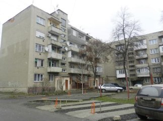 Мешканці берегівської п’ятиповерхівки прожили чотири дні без води (ФОТО)