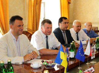 Молоді закарпатці можуть проходити навчання в Чехії з подальшим наданням їм роботи та житла