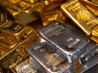 Золото та срібло встановлюють півстолітні орієнтири