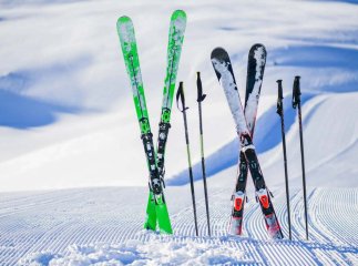 У горах двоє лижників потрапили у неприємну «пригоду» У горах двоє лижників потрапили у неприємну «пригоду»