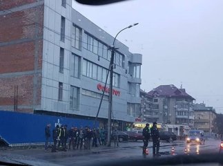 Стали відомими нові деталі ножового нападу на "валютника" в Ужгороді