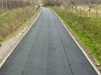 Ремонтники звітують про завершення асфальтування дороги Доробратово – Негрово