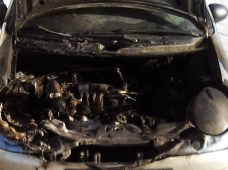 У Виноградові горів автомобіль. Рятувальники назвали ймовірну причину загорання