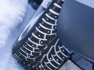 Державтоінспекція Закарпатської області наголошує на належній підготовці автомобілів до зими