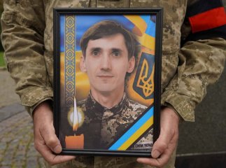 Ужгород попрощався із молодим захисником, який загинув на фронті ще у 2024 році Ужгород попрощався із молодим захисником, який загинув на фронті ще у 2024 році