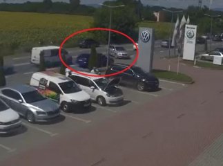 У Мукачеві сталась ДТП за участі 6 машин. Відеокамери зафіксували момент зіткнення