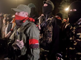 100 бійців "Правого сектору" виїхали з Львівщини та Рівненщини на Закарпаття