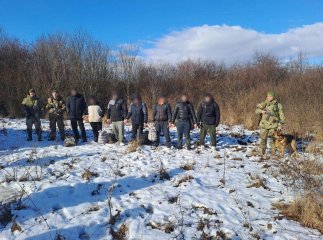 Виявлено 9 чоловіків, які намагались у незаконний спосіб перетнути кордон