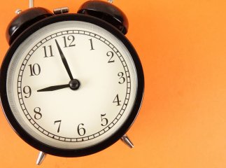 Коли переводять годинник на літній час 2024 – важливий нюанс