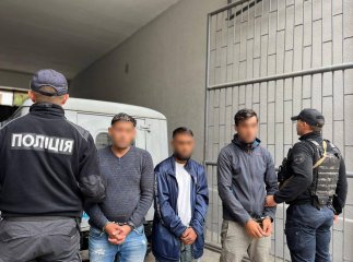 На Закарпатті група зловмисників увірвалась у чужий будинок і жорстоко побила господаря На Закарпатті група зловмисників увірвалась у чужий будинок і жорстоко побила господаря