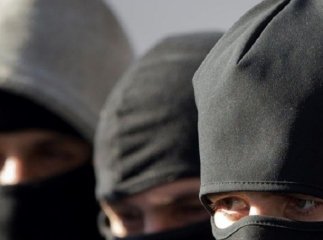 Троє чоловіків "обчистили" будинок: вкрали понад 100 тисяч