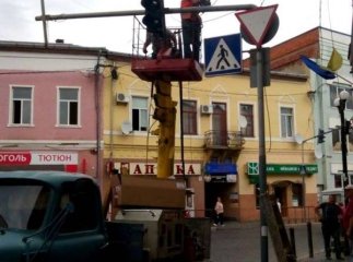 На одному із перехресть Мукачева встановили нові цифрові світлофори