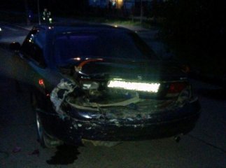 У Мукачеві "Рено" в’їхало в "Мазду": п’янезний водій втік із місця ДТП